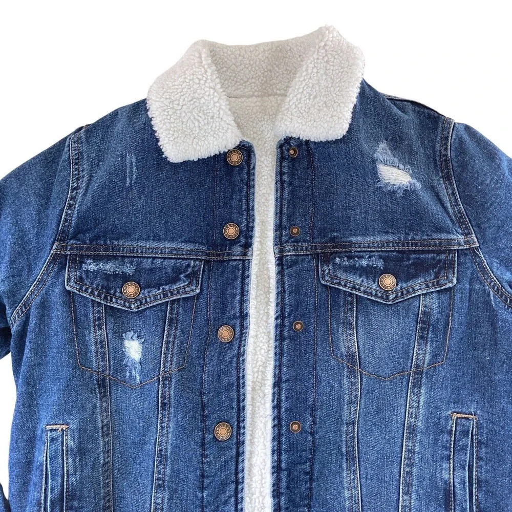 Denim Jacket Womens Small Sherpa Lined Trucker Distressed Fur Collar Cotton Poly